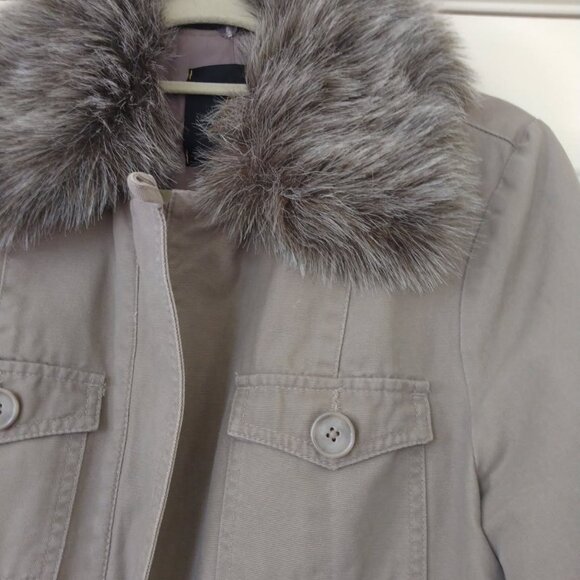 EEUC JACK. FAUX FUR REMOVABLE COLLAR ZIP FRONT DRAWSTRING WAIST JACKET LARGE - Picture 2 of 11